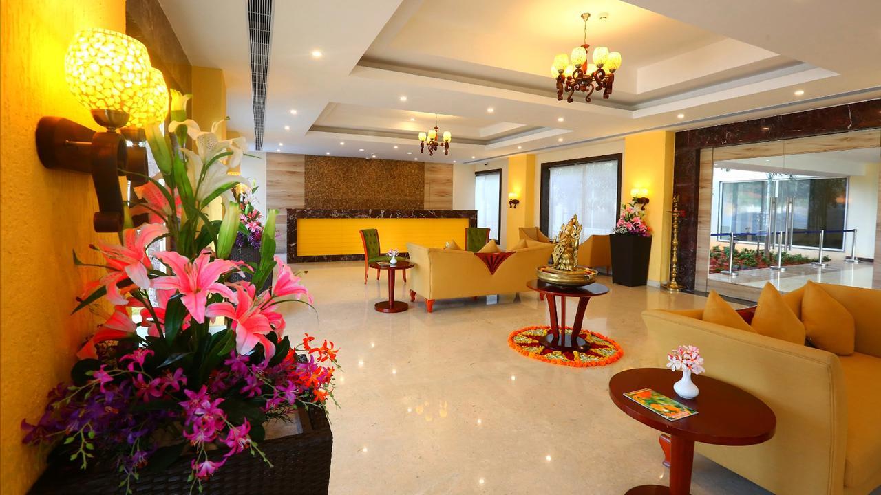 Grand Serenaa Hotel & Resorts, Ауровиль Экстерьер фото